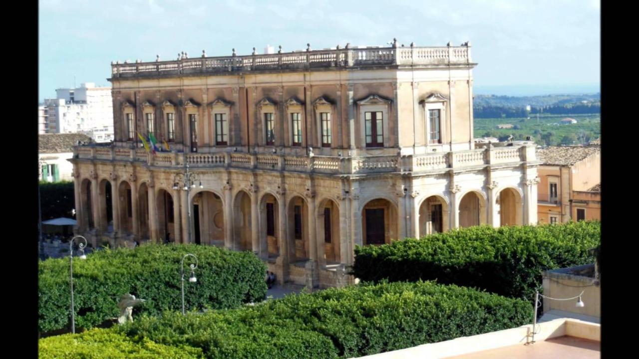 Maride Holiday Noto Exterior foto